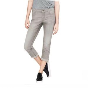 DKNY SOHO SKINNY CROP JEAN MID RISE SKINNY - WASHED GREY SIZE 8 (NEW WITH TAGS)